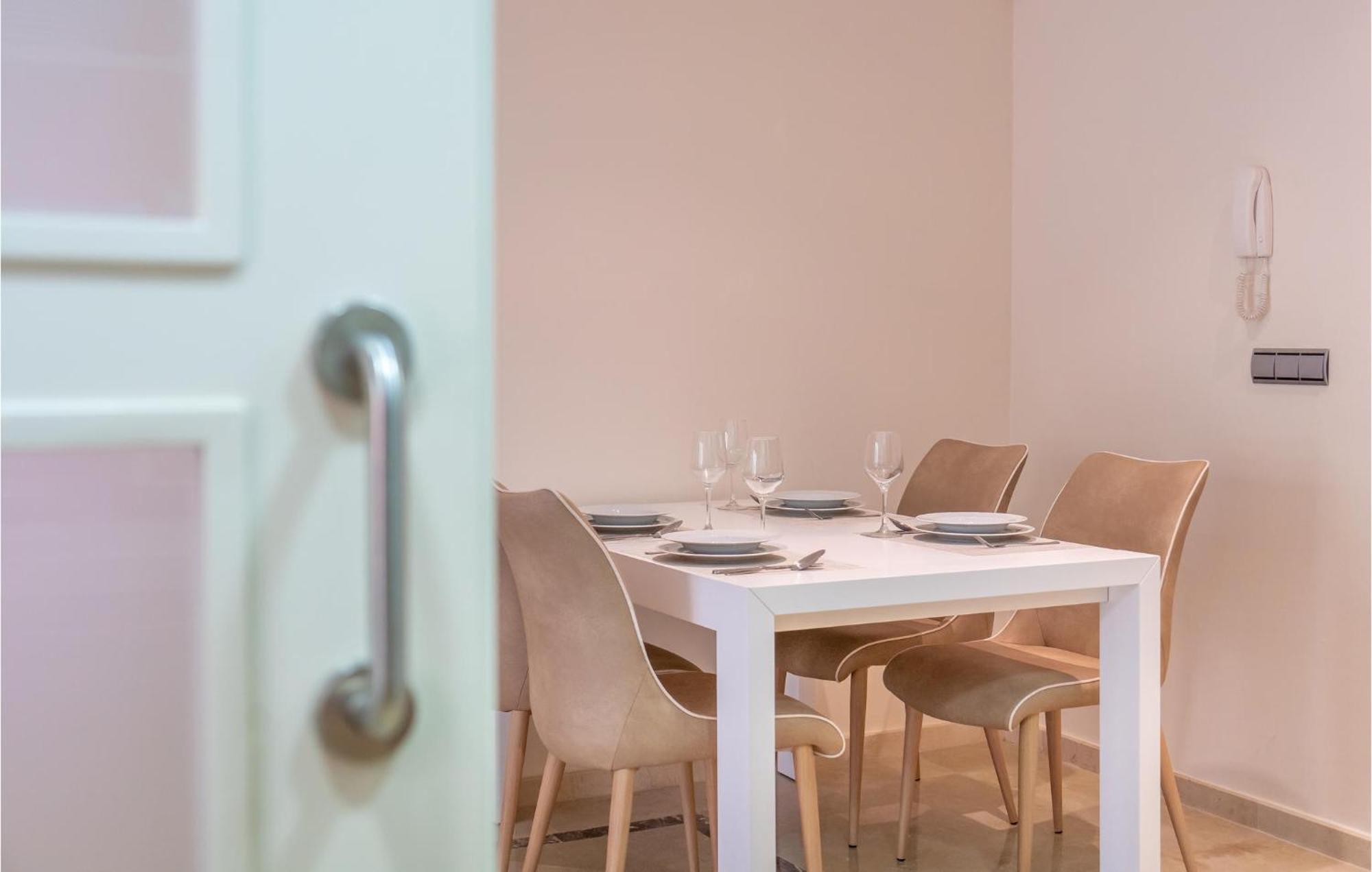 Lovely Apartment In Los Alcazares With Kitchen 외부 사진